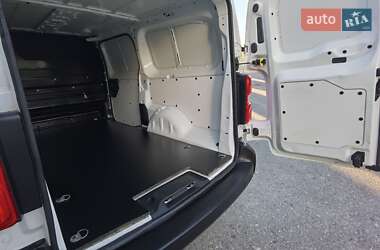 Грузовой фургон Opel Vivaro 2020 в 