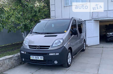 Минивэн Opel Vivaro 2006 в Хотине