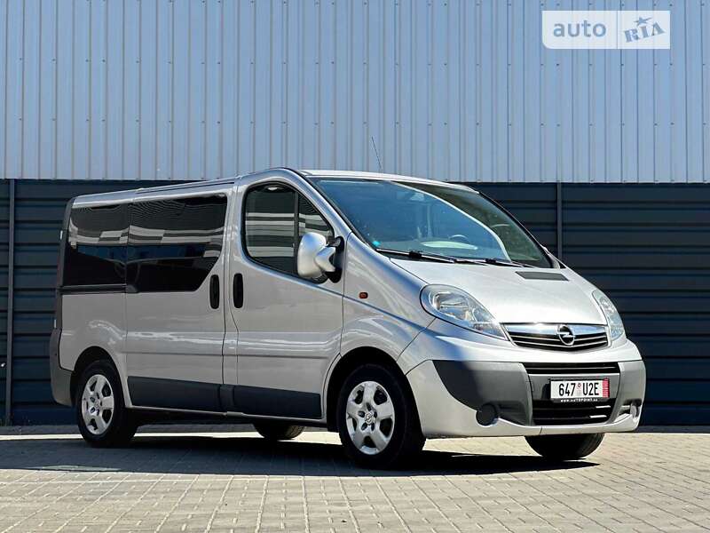 Мінівен Opel Vivaro 2012 в Черкасах