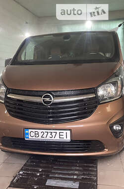 Минивэн Opel Vivaro 2015 в Соснице