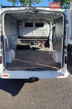 Грузовой фургон Opel Vivaro 2015 в 