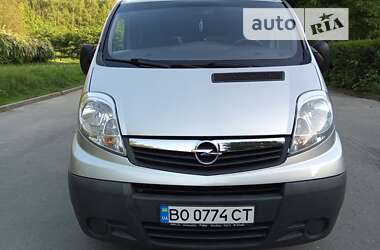 Мінівен Opel Vivaro 2014 в Тернополі