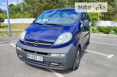 Мінівен Opel Vivaro 2005 в Сарнах