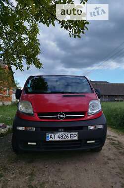 Минивэн Opel Vivaro 2003 в Надворной