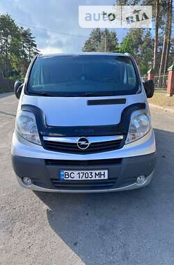 Минивэн Opel Vivaro 2012 в Новояворовске