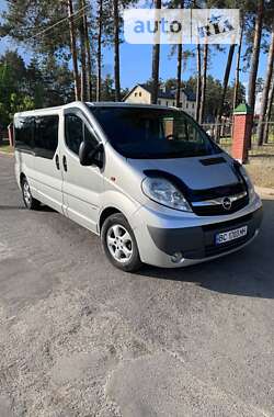 Минивэн Opel Vivaro 2012 в Новояворовске