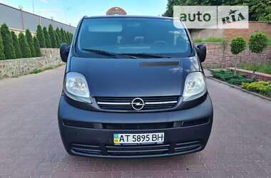 Минивэн Opel Vivaro 2003 в Виннице