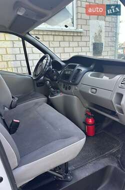 Грузовой фургон Opel Vivaro 2014 в 