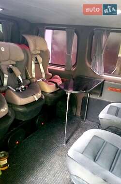 Минивэн Opel Vivaro 2004 в 