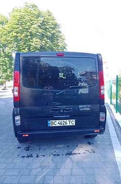 Мінівен Opel Vivaro 2013 в Львові