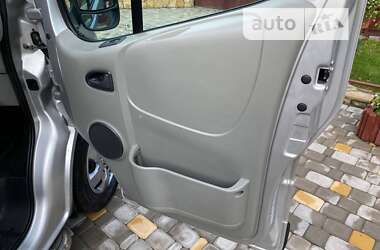 Мінівен Opel Vivaro 2010 в Вінниці