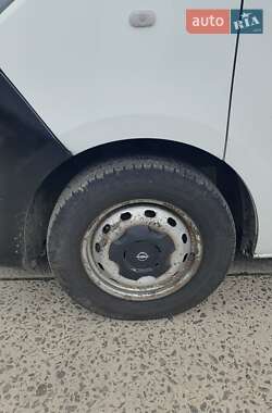 Грузовой фургон Opel Vivaro 2016 в 
