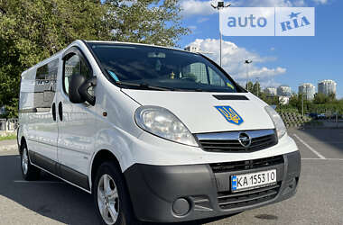 Мінівен Opel Vivaro 2013 в Києві