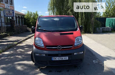 Мінівен Opel Vivaro 2006 в Рівному