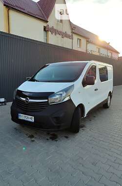 Вантажопасажирський фургон Opel Vivaro 2014 в Кам'янець-Подільському