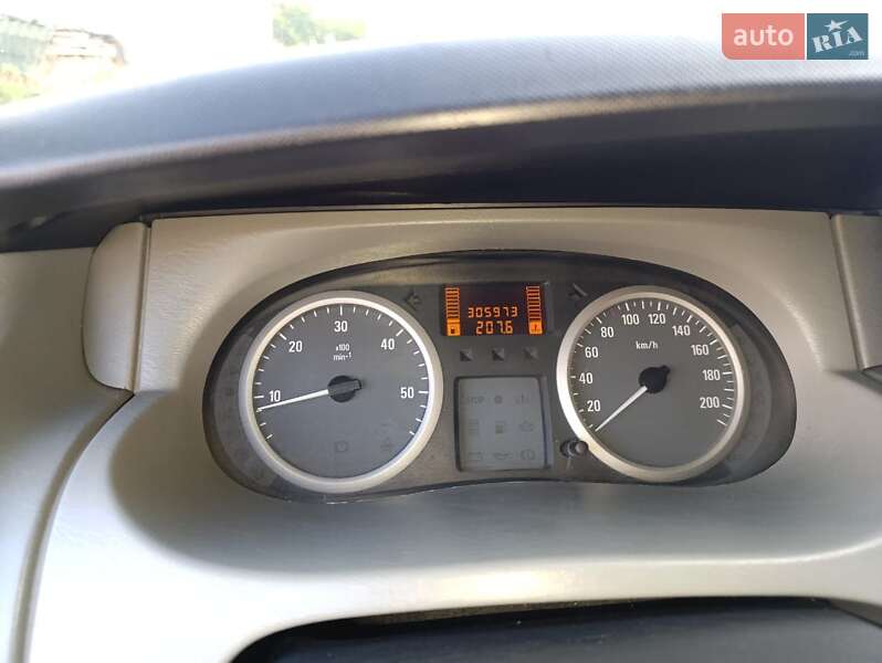 Минивэн Opel Vivaro 2007 в Коломые