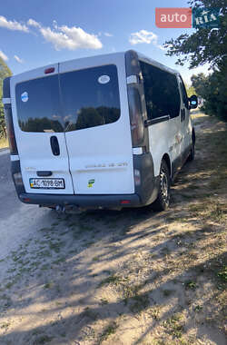 Мінівен Opel Vivaro 2002 в 