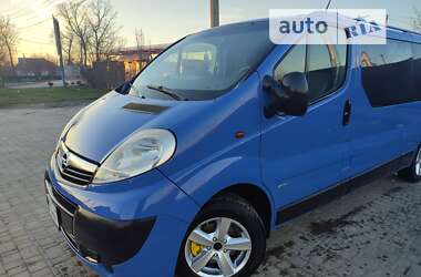 Мінівен Opel Vivaro 2011 в Умані