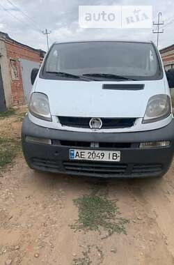 Вантажний фургон Opel Vivaro 2004 в Харкові