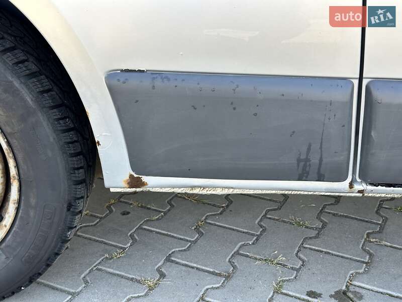 Минивэн Opel Vivaro 2006 в Виннице