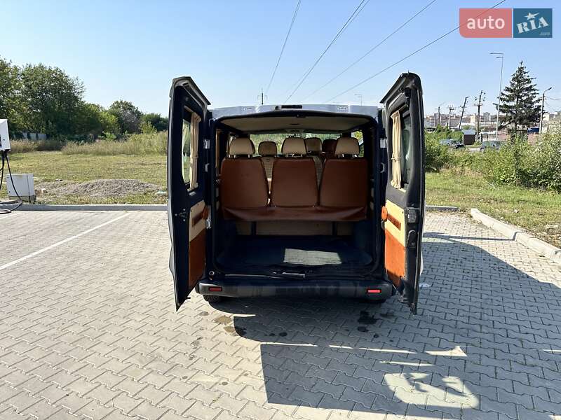 Минивэн Opel Vivaro 2006 в Виннице