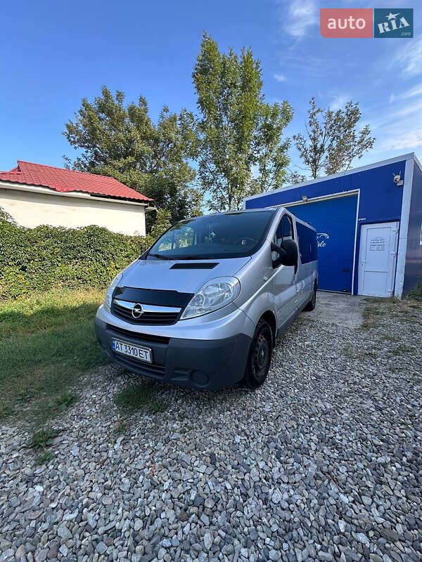 Opel Vivaro 2013