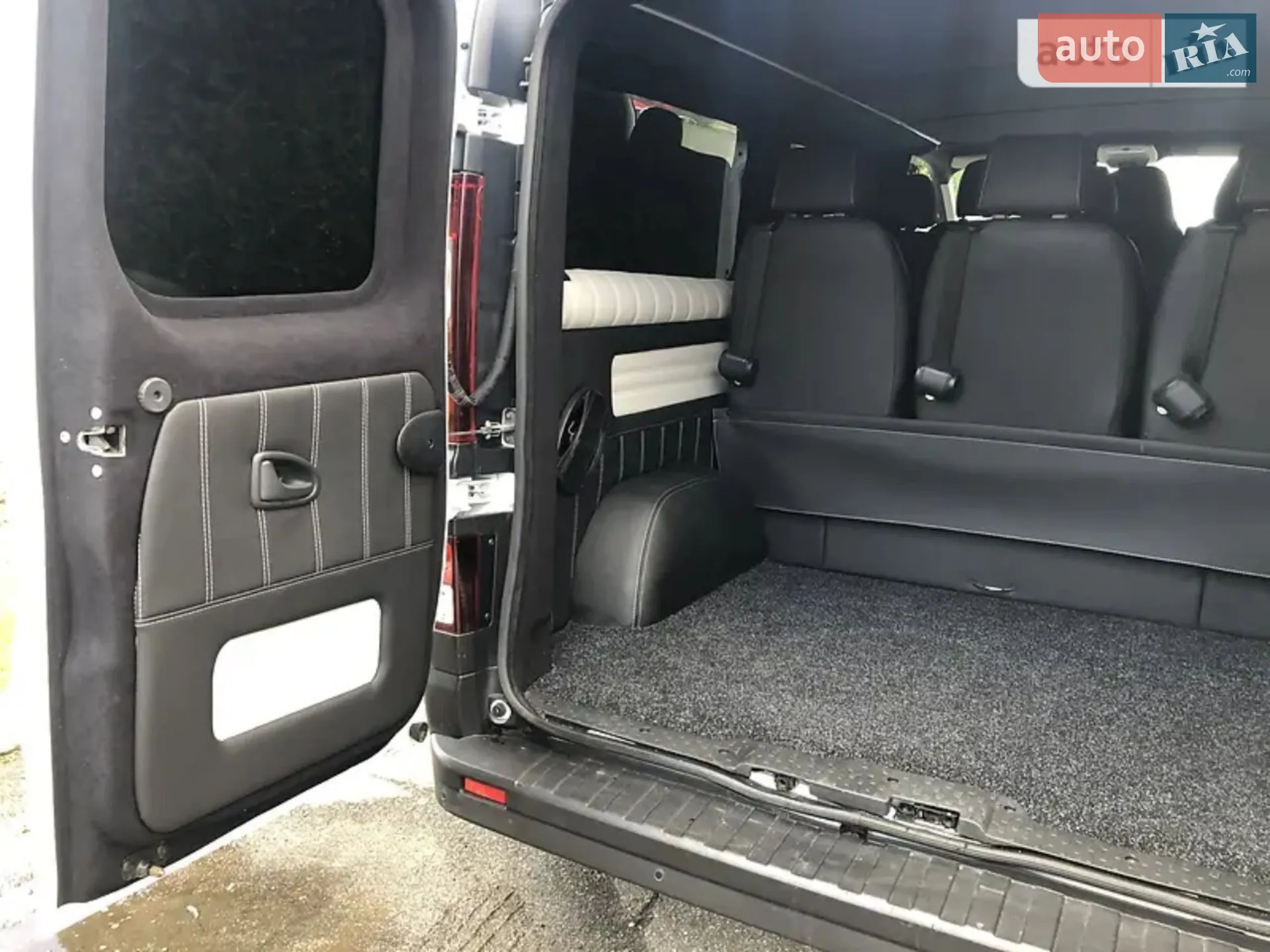 2016 Opel Vivaro - мініатюра 16