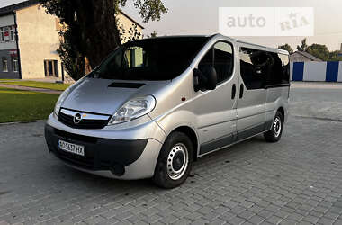 Минивэн Opel Vivaro 2010 в Чемеровцах