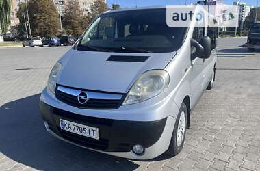 Минивэн Opel Vivaro 2007 в Луцке