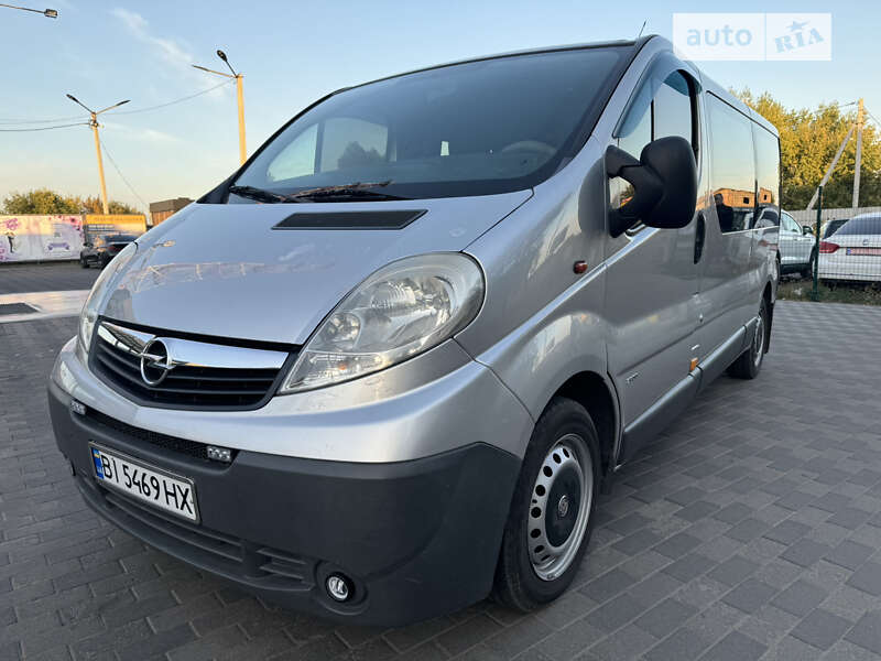 Минивэн Opel Vivaro 2006 в Лубнах