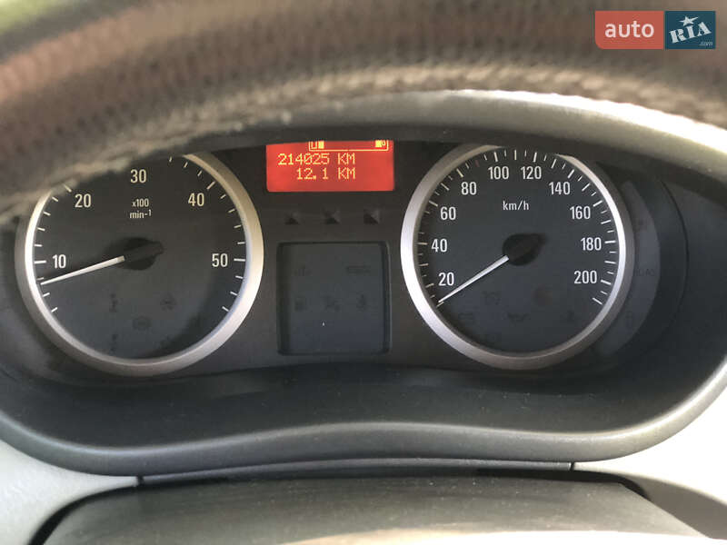 Минивэн Opel Vivaro 2012 в Ивано-Франковске