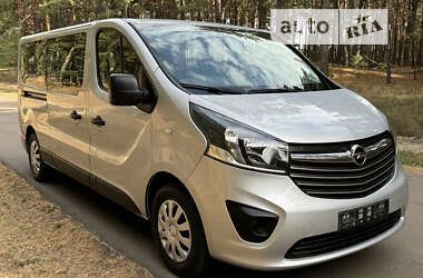 Минивэн Opel Vivaro 2016 в Киеве