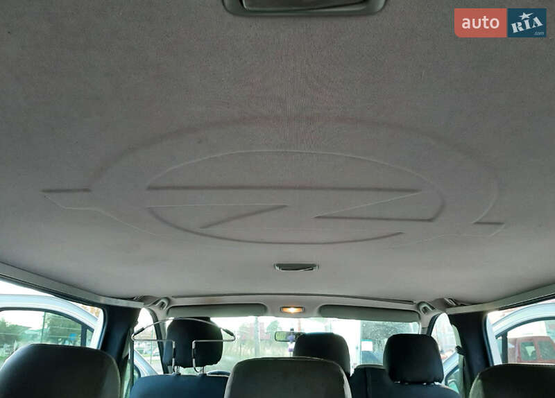 Мінівен Opel Vivaro 2007 в Долині