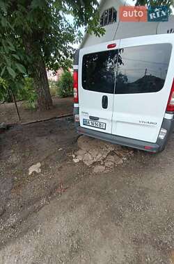 Минивэн Opel Vivaro 2012 в 