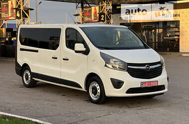 Минивэн Opel Vivaro 2018 в 