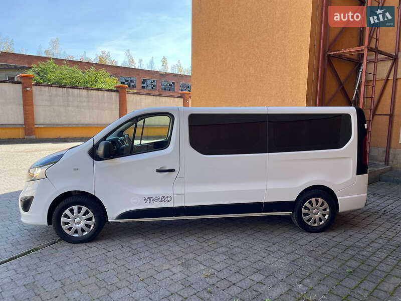 Мінівен Opel Vivaro 2016 в Коломиї