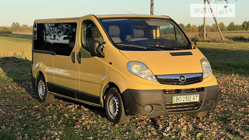 Мінівен Opel Vivaro 2007 в Тернополі