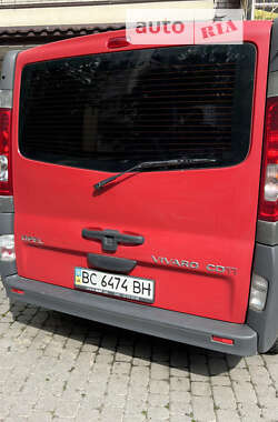 Грузовой фургон Opel Vivaro 2012 в Львове