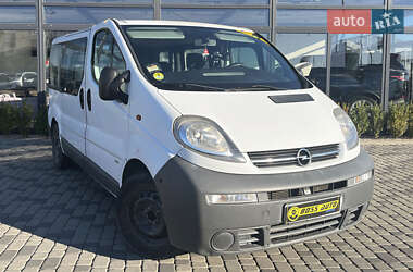 Минивэн Opel Vivaro 2006 в Мукачево