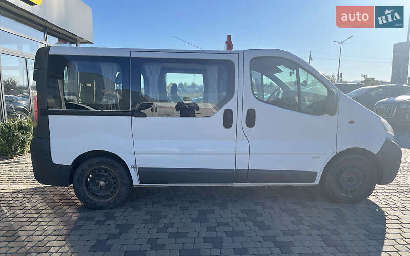 Минивэн Opel Vivaro 2006 в Мукачево