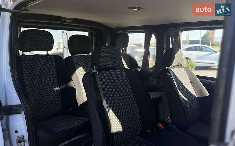 Минивэн Opel Vivaro 2006 в Мукачево