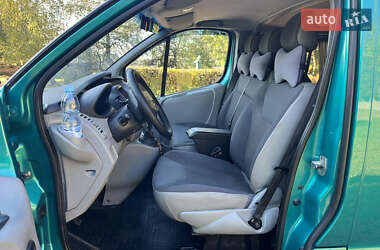 Минивэн Opel Vivaro 2011 в Киеве