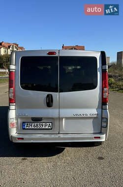 Мінівен Opel Vivaro 2012 в 