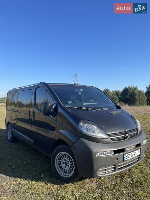 Минивэн Opel Vivaro 2006 в 
