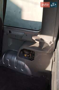 Минивэн Opel Vivaro 2005 в 
