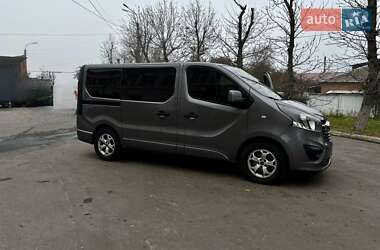 Минивэн Opel Vivaro 2014 в 