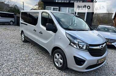 Мінівен Opel Vivaro 2016 в Коломиї