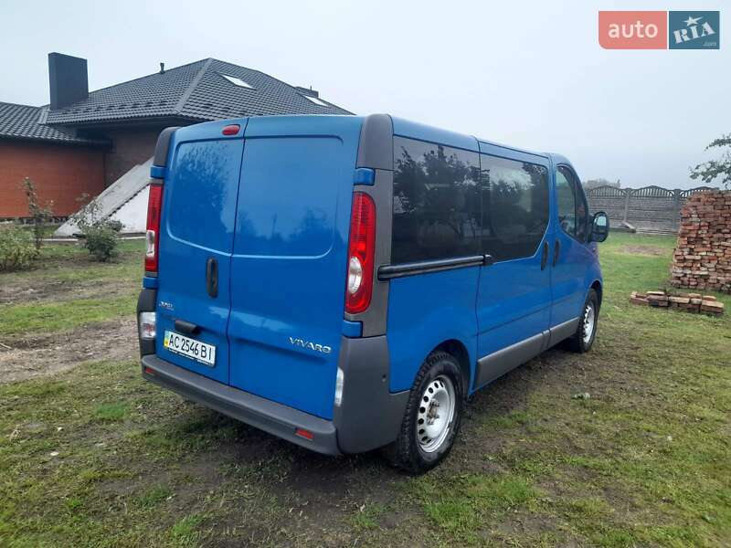 Минивэн Opel Vivaro 2007 в Луцке