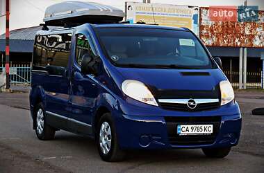 Минивэн Opel Vivaro 2008 в Черкассах