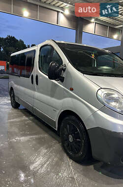 Минивэн Opel Vivaro 2009 в Луцке